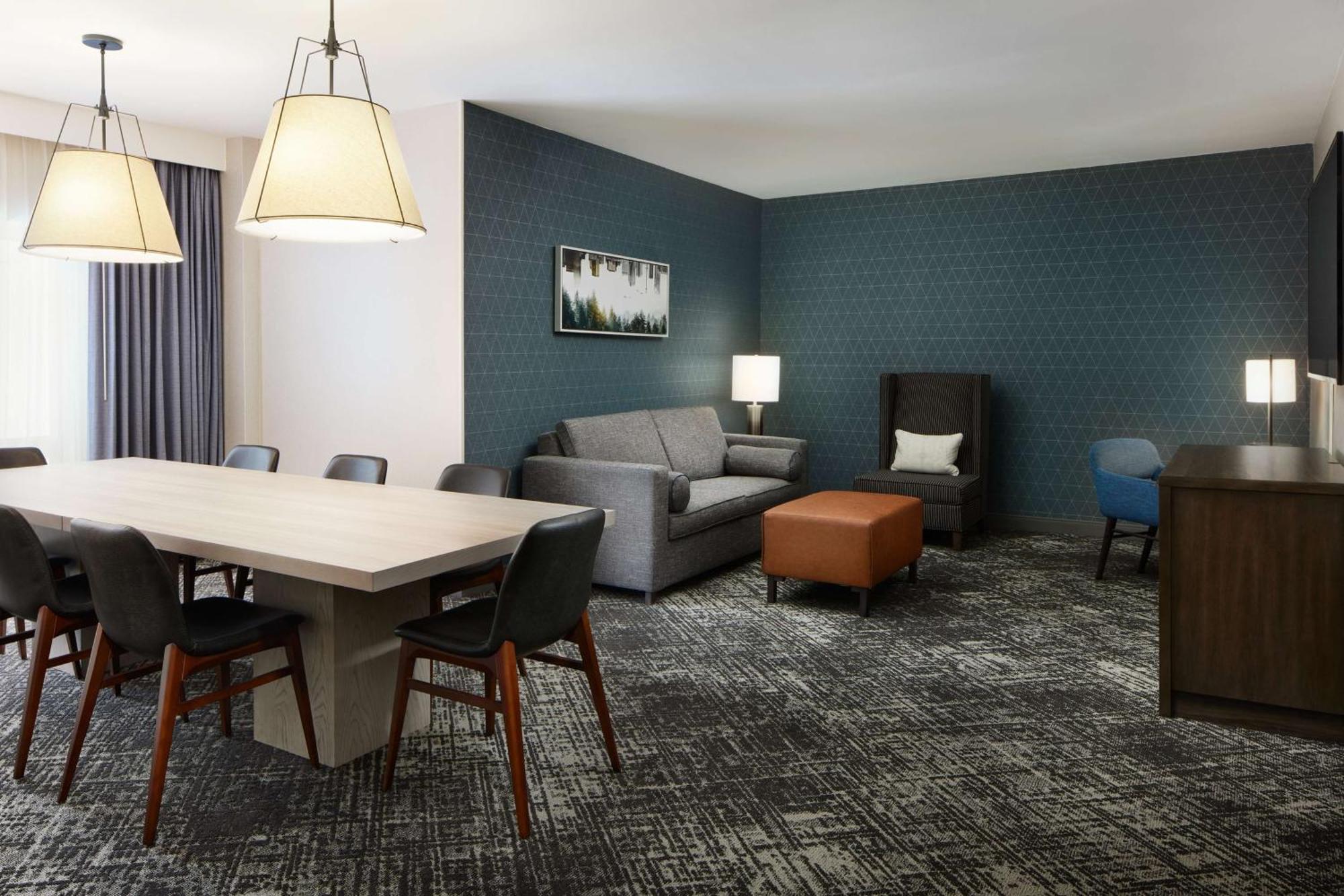 Hilton Charlotte Airport Hotel Экстерьер фото
