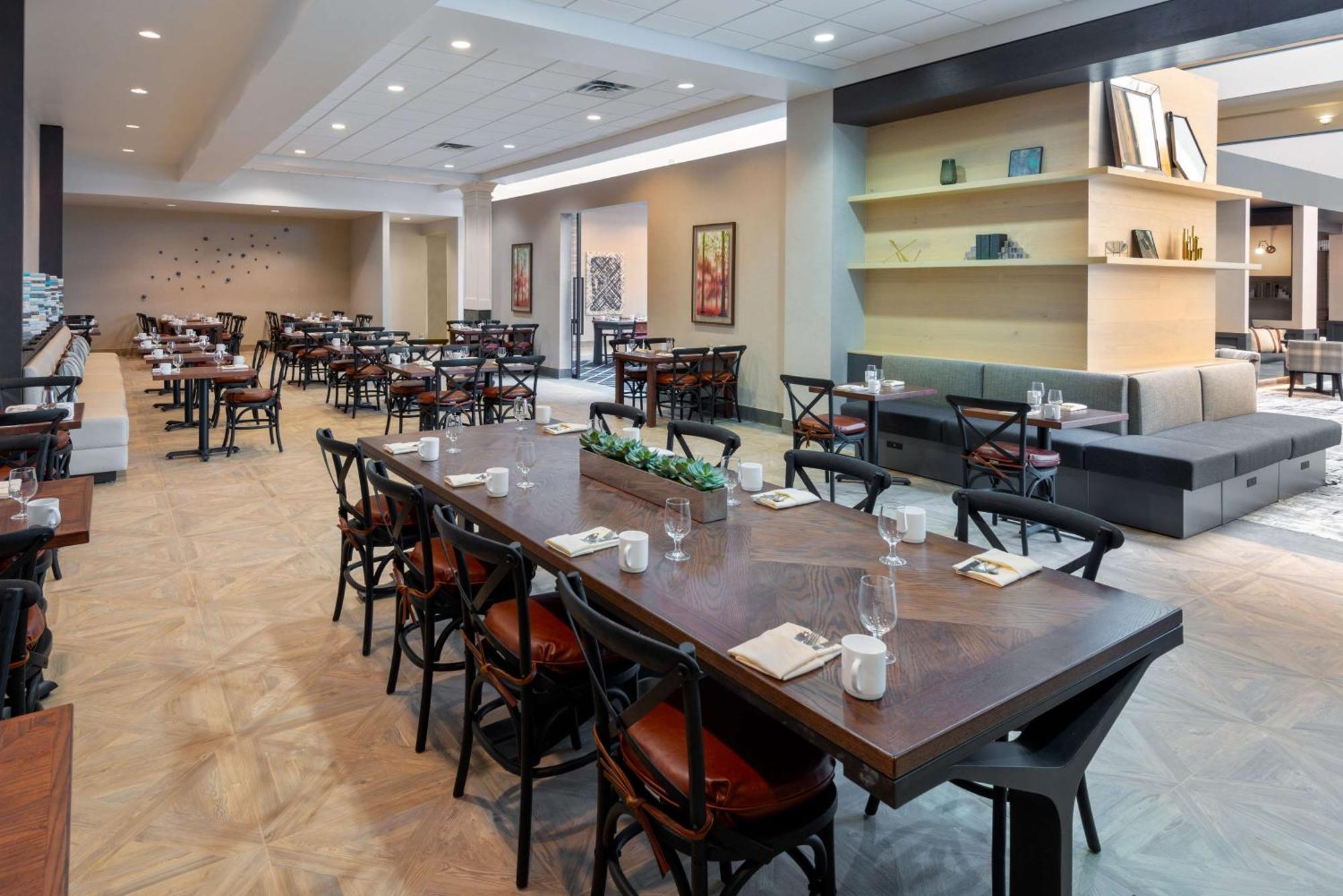 Hilton Charlotte Airport Hotel Экстерьер фото